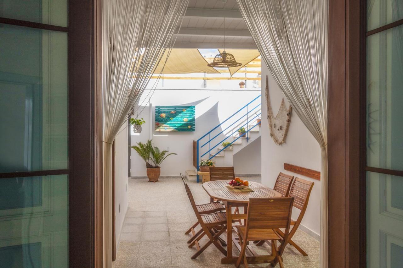 マリーナ・ディ・マンカヴェルサ Casa Mamma Rita - Family Houseヴィラ エクステリア 写真